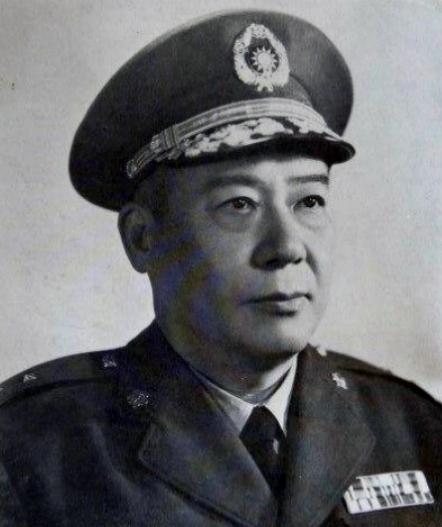 1949年1月10日，在突围无果后，杜聿明兵团一众要员基本沦为解放军的俘虏。只是