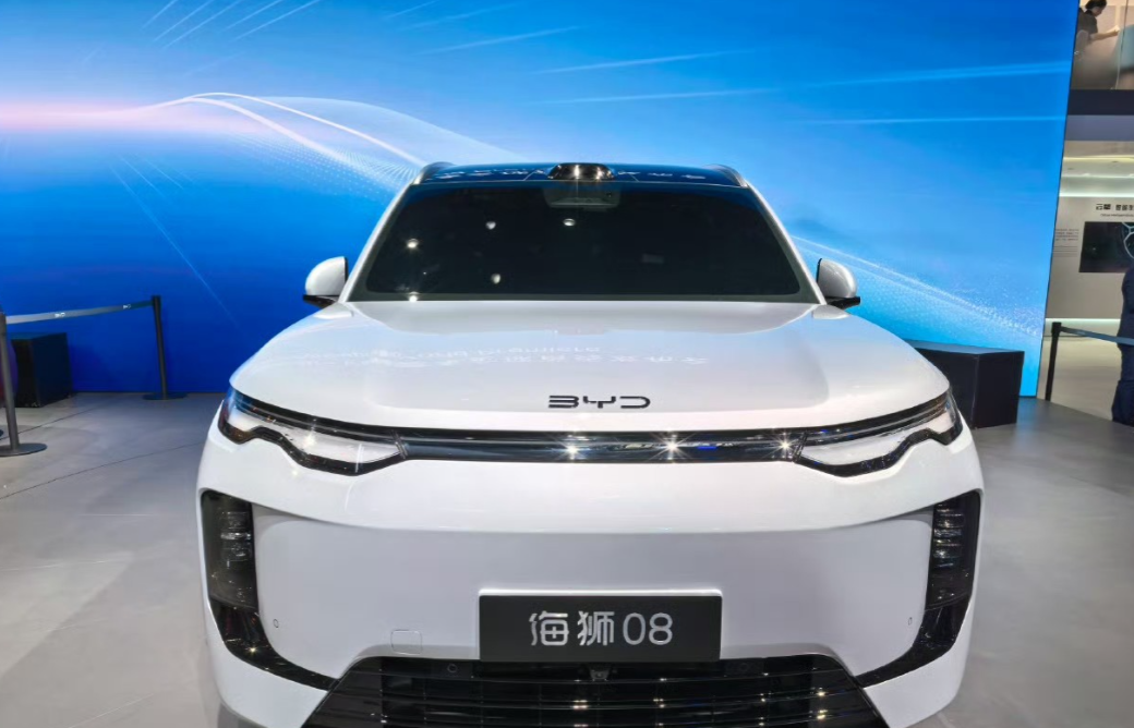 年初我说大唐混动有四百公里续航版本被人喷了说我瞎说来着。这些人也不知道哪去了。