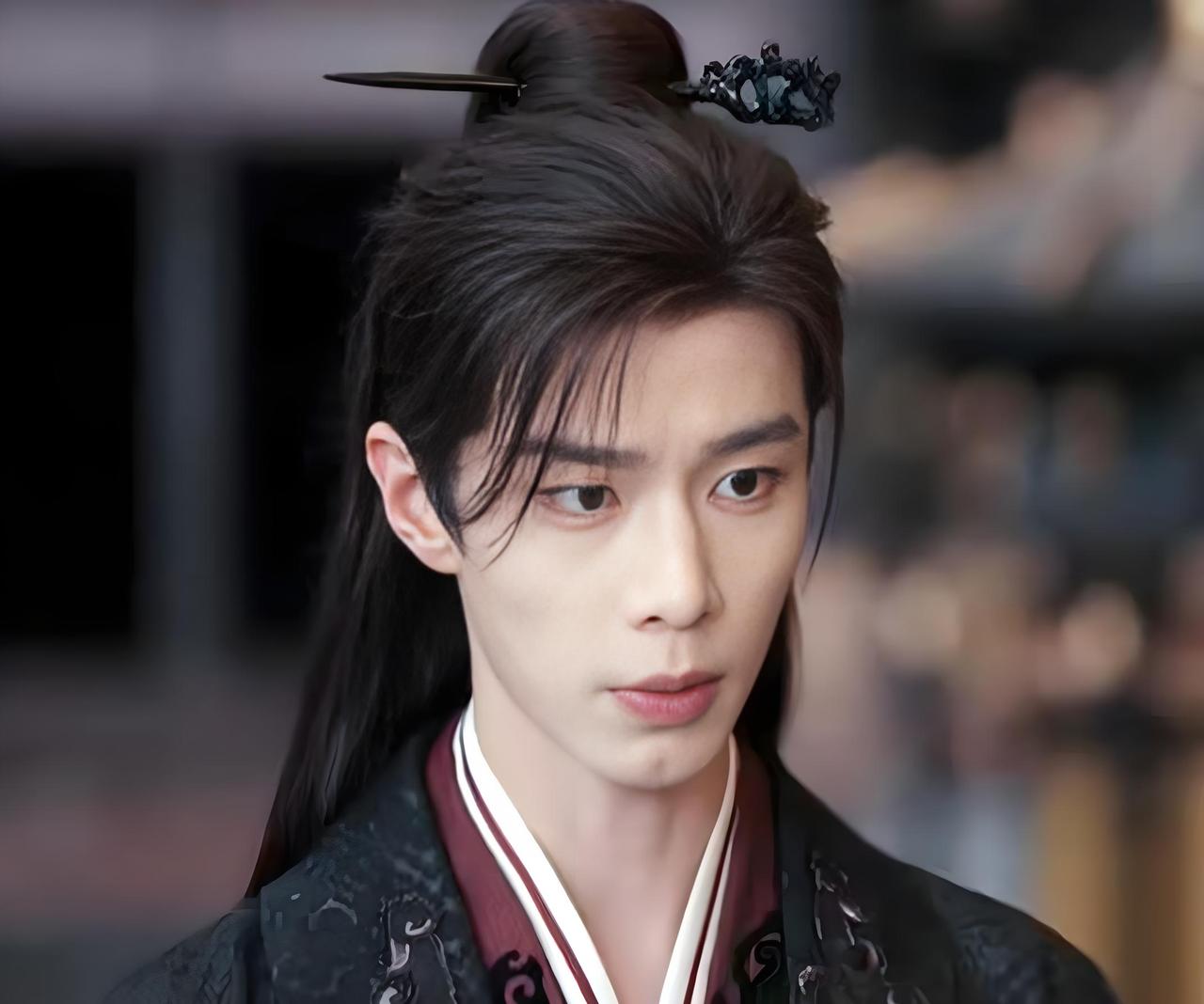 《百花杀》：太子萧华雍的名字为何和其他皇子不同？祐宁帝的皇子都是“长”辈，比