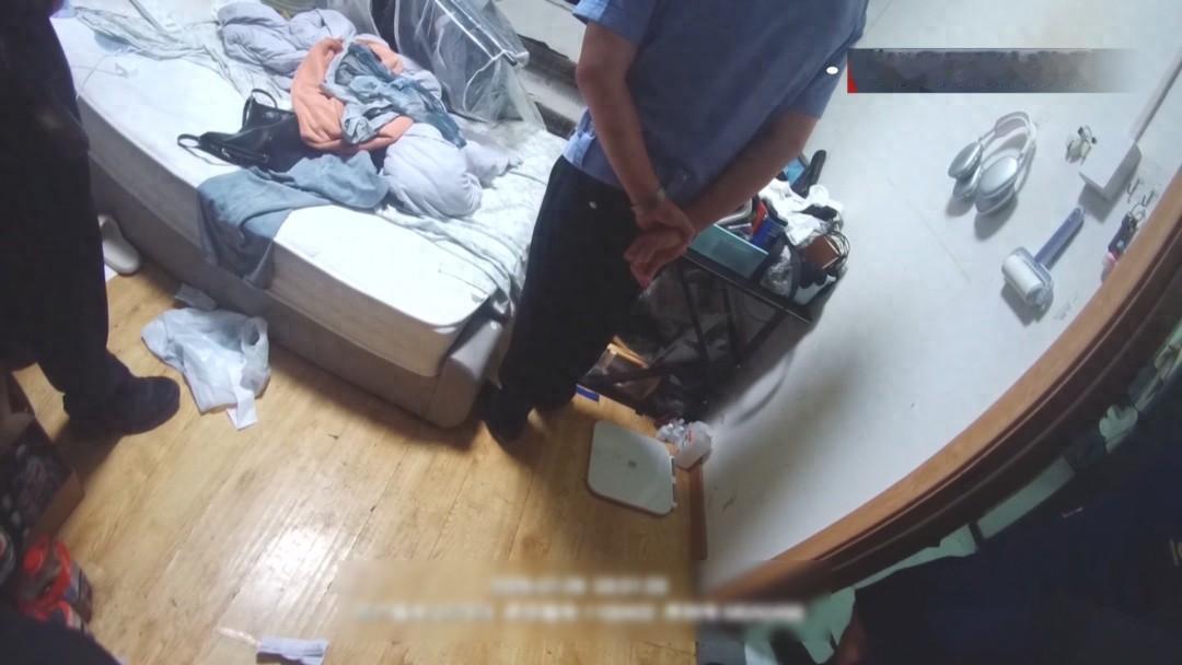 命悬一线！北京女子喝下1斤白酒吃下大量头孢，爬到6楼空调外机上面待着生活中很