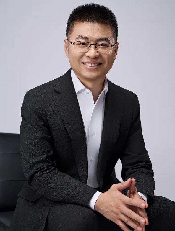 2025年11月10日，现代汽车任命李凤刚为北京现代汽车有限公司总经理，全面负责