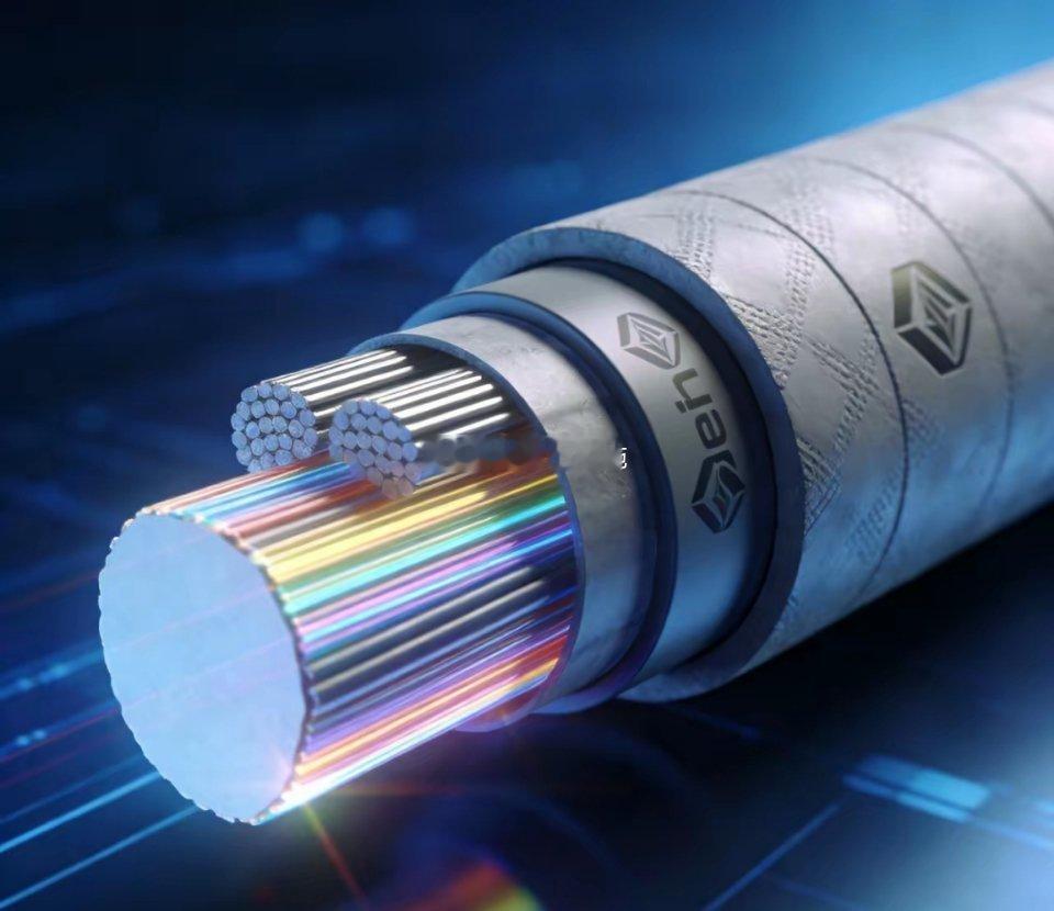 光纤光缆龙头技术壁垒与业绩全景：高端突破+订单放量双轮驱动光纤光缆行业正逐步走出