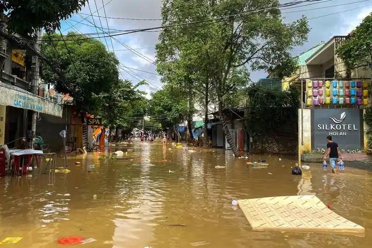 14亿美元瞬间蒸发！越南这次是坑惨自己了，中国的经验它是真没学到！ 2025