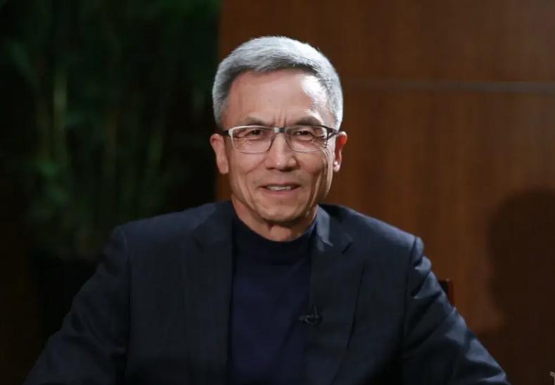 “中国不该弯道超车，也没资格搞工业4.0！”这是经济学家许小年在2024年接