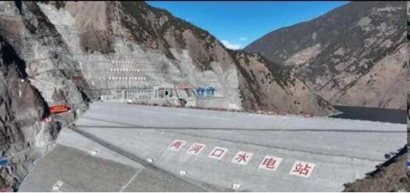 美国万万没想到，中国竟然在西藏秘密进行了一个耗资664亿、历时十余年的大型工程，