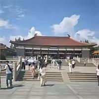 刚听南博一位退休多年的老前辈饭局上叹气：调查组通报里那句“管理混乱”，太轻了。九