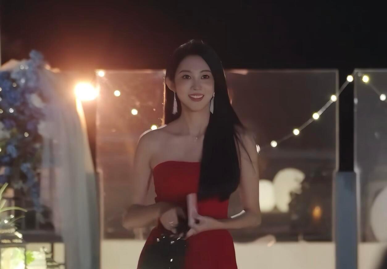 盘点恋综上红色战袍惊艳的女嘉宾❤都好漂亮😍心动的信号/心动的信号​​