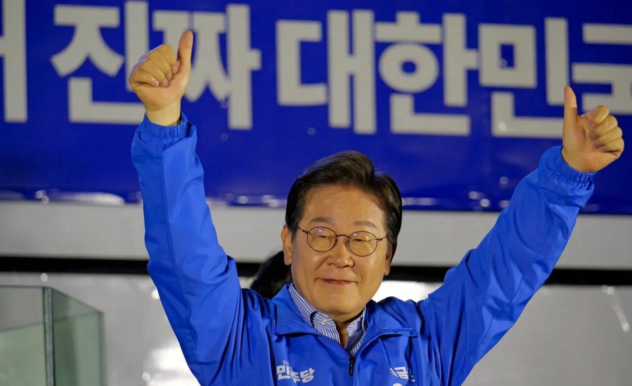 李在明发表获胜感言今天凌晨，刚刚当选韩国总统的李在明发表了获胜感言，李在明表示