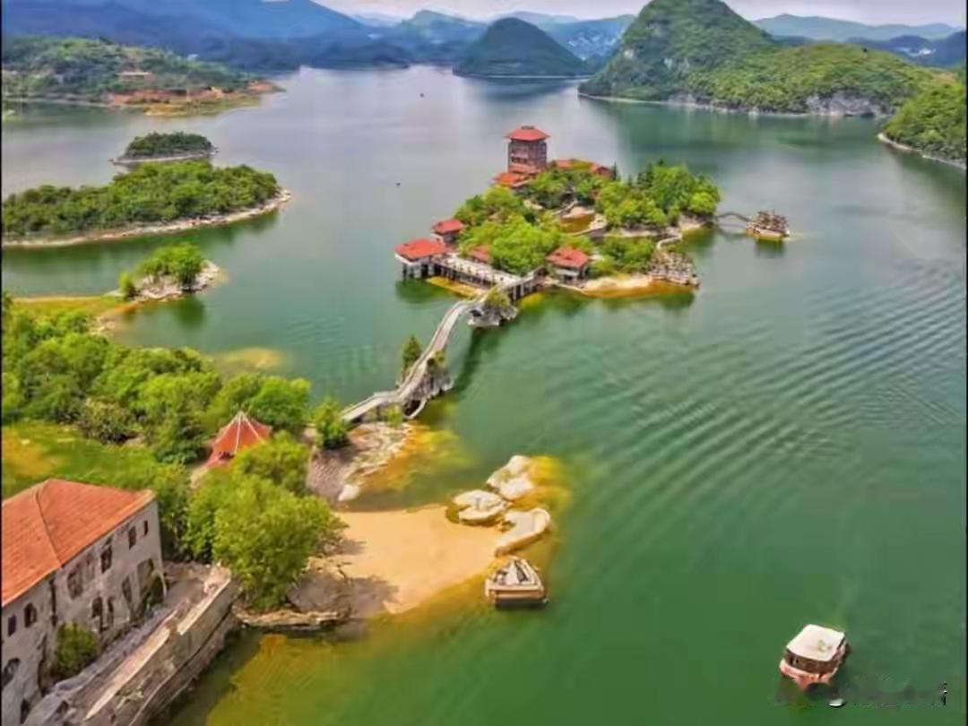 夫妻之间最伤人的不是吵架，而是这4种隐形攻击很多人以为，婚姻里最伤人的就是激