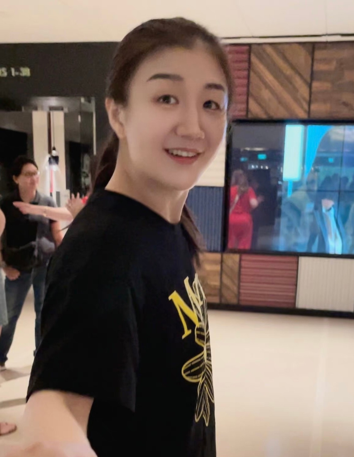 好有魅力的女友​​​