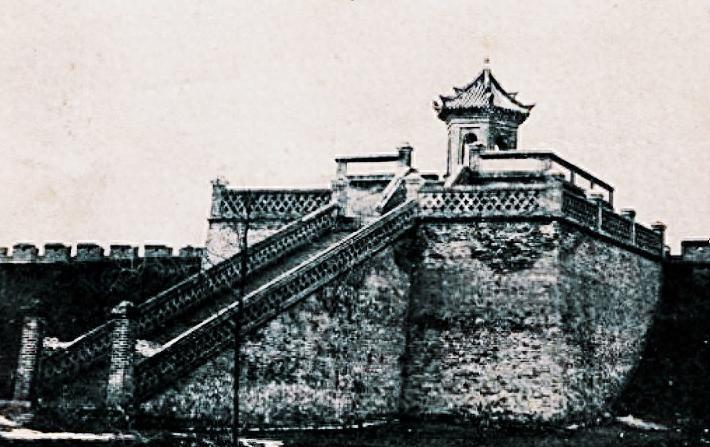 小县城遭日军大屠杀，英勇八路军营长率部奋起，只为消灭全部鬼子，不放一名活口！1