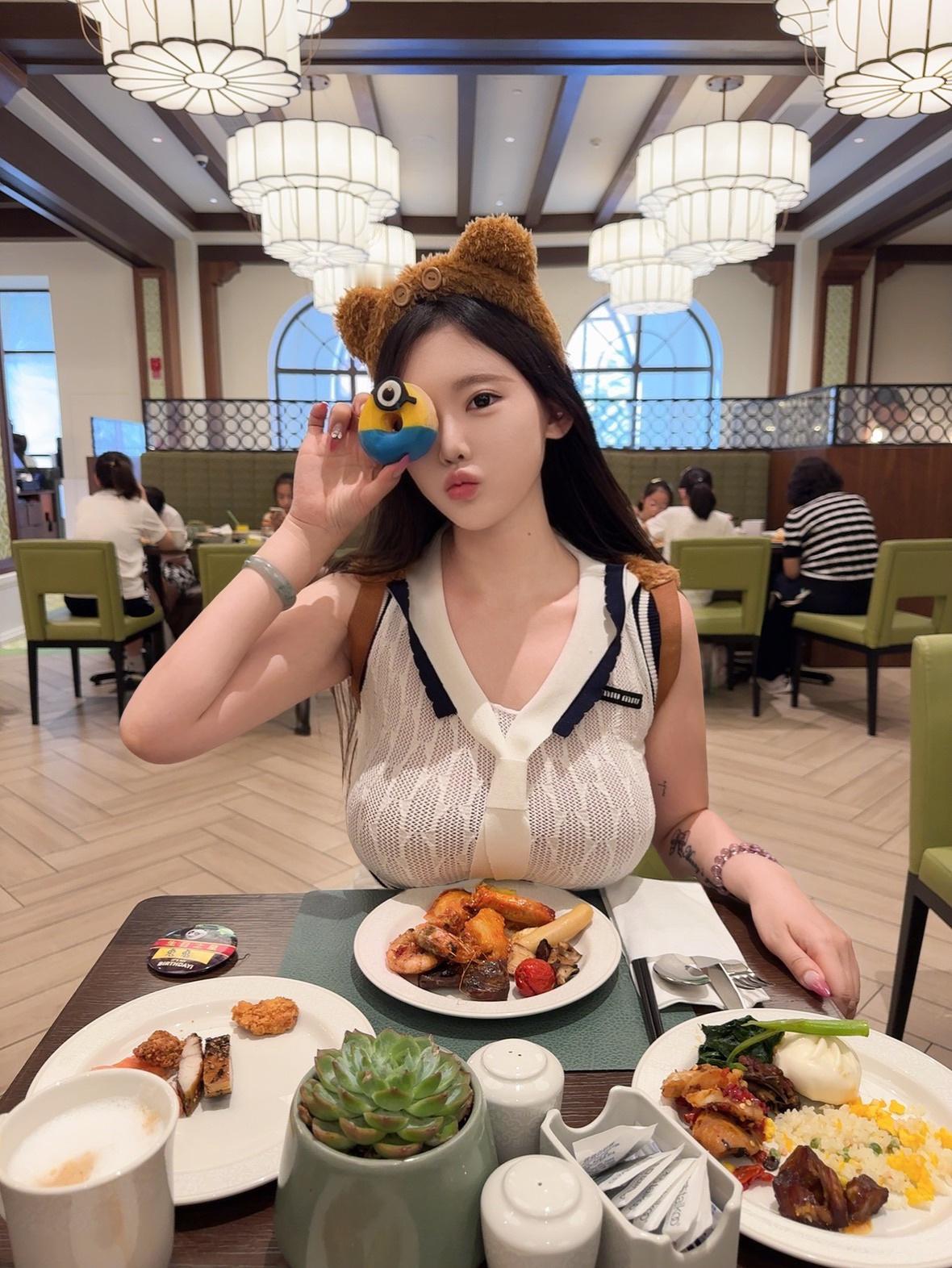 真爱与好的伴侣都是实实在在存在的，每个善良的女孩，都值得拥有一份珍贵的爱和幸福的