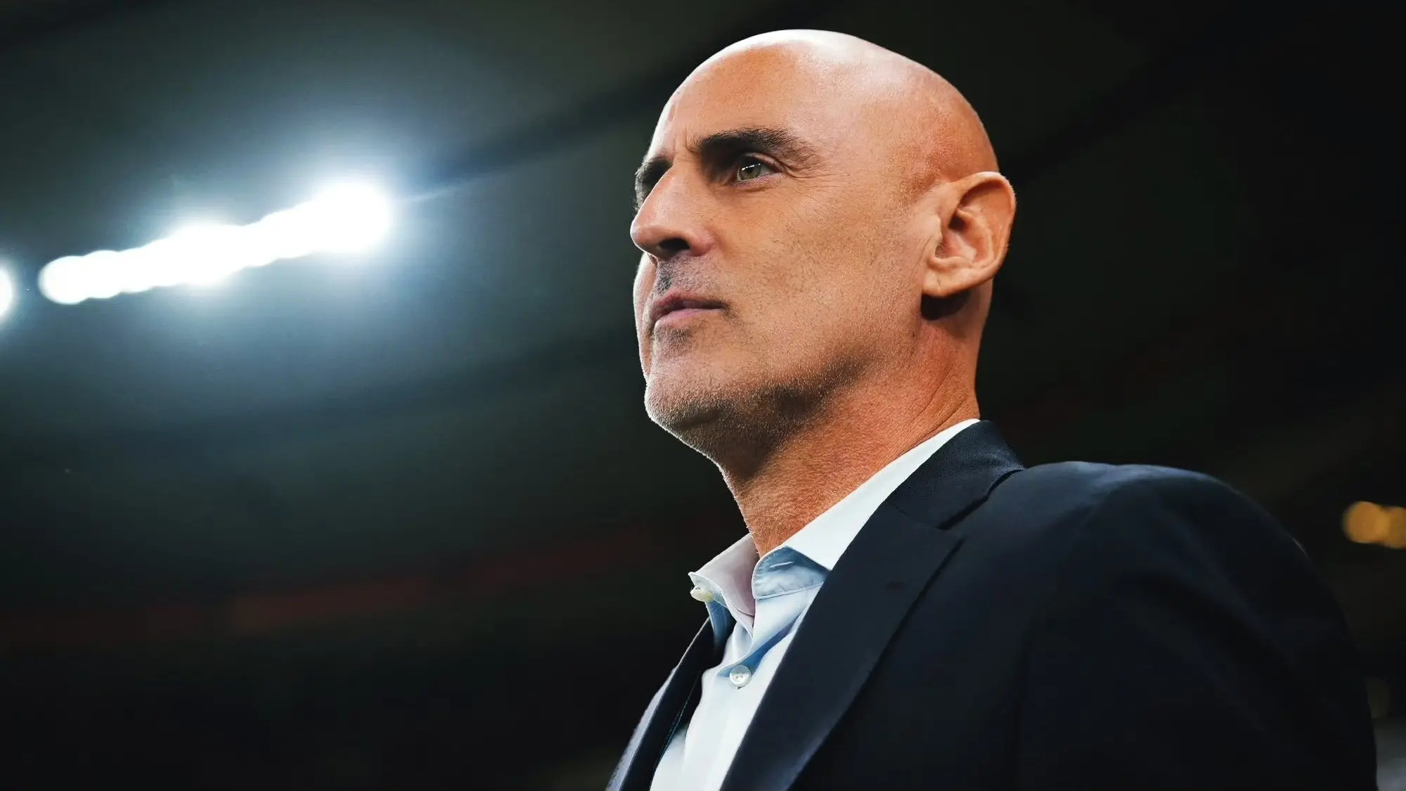 海港五外援拉满，最后一战事关夺冠，哪怕还带着伤的球员也拼了。这种情况下，再想想海