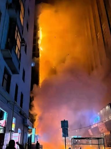 看到太原大火的消息 看到太原大火的消息，我立马做了三个决定。 第一，买房