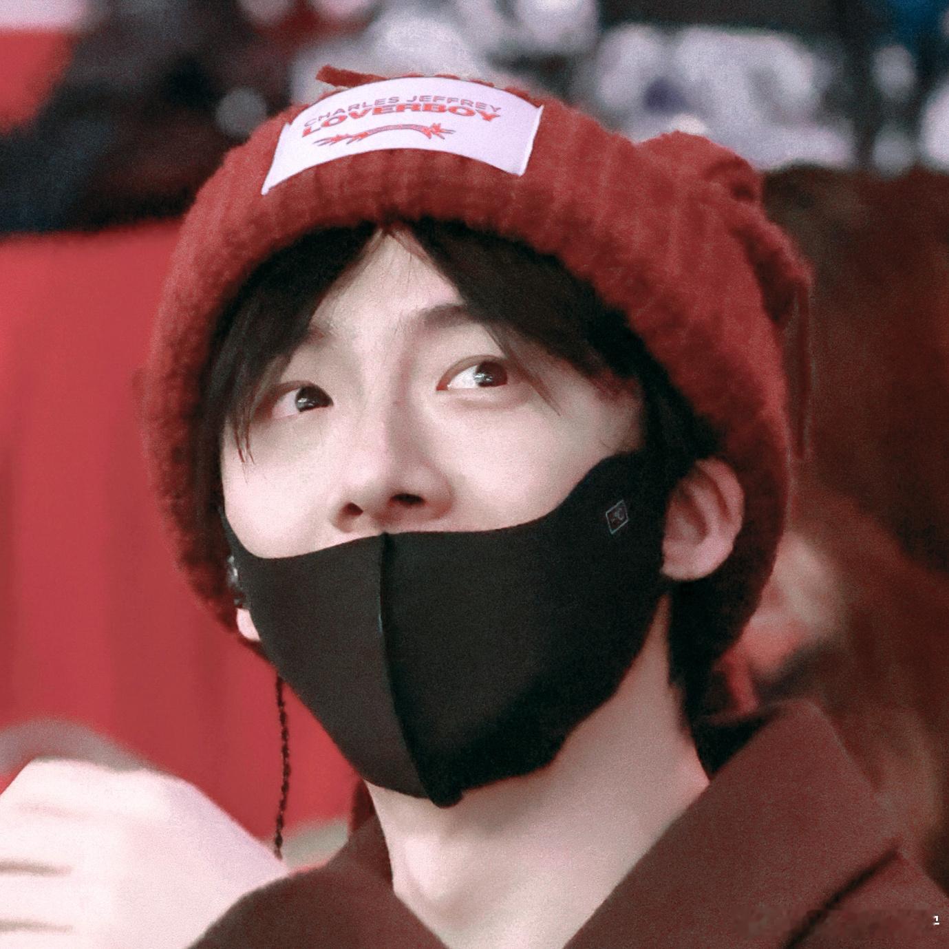 刘宇宁图集|刘宇宁最爱刘宇宁的极致反差，真的超绝！时而酷飒冷峻，时而又软萌