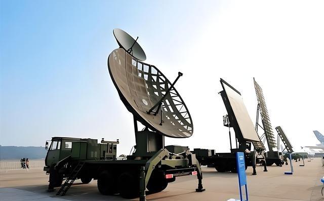 伊朗这一仗，彻底让全世界目光看向了中国！原来中国这30年的防空作战体系建设，思路