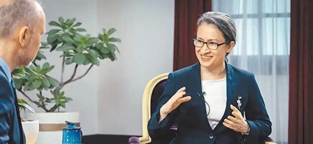近日，台湾当局副职萧美琴称，台湾方面已重申维护台海和平稳定的立场，呼吁大陆与台当