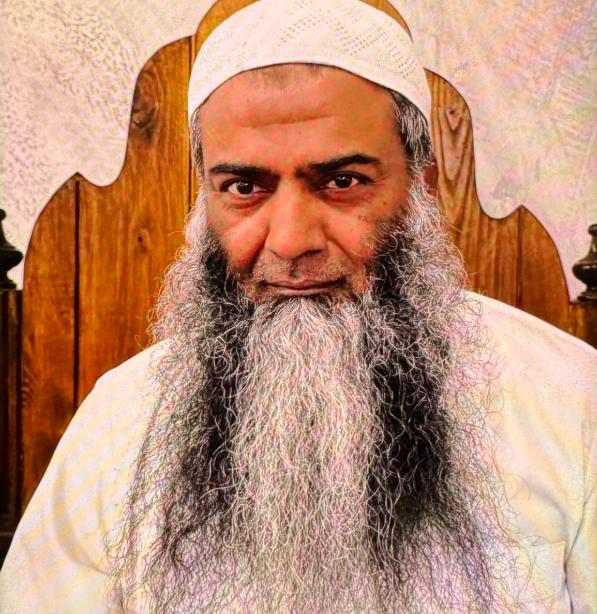 谁能想到在意大利住了快30年的巴基斯坦伊玛目祖尔菲卡尔·汗，突然被扫地出门了，并