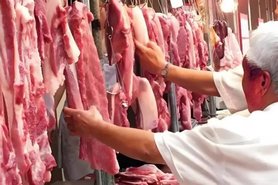 很多人问，猪肉为啥没以前好吃了，中国农科院教授对此表示：猪肉好不好吃，与吃的饲料