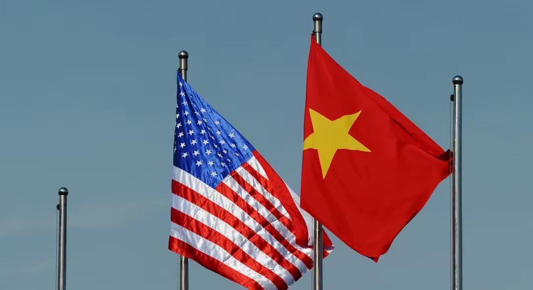纯耍流氓：越南上下都准备投美，特朗普又改主意了在特朗普单方面发布社交媒体推文后