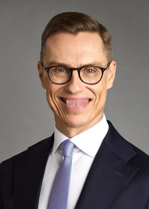 快报！欧盟各国为阻止特朗普染指格陵兰岛，纷纷献计献策，聪慧的芬兰总统斯图布，他想