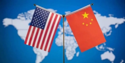 美媒表示，美国允许英伟达向中国出售芯片是一个严重错误！在允许科技巨头英伟达将H2