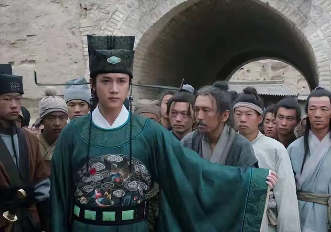 直到现在才明白，哪有什么怀才不遇，真正的大佬根本没空抱怨。北宋嘉佑二年科举，堪称神仙打架现场。欧阳修