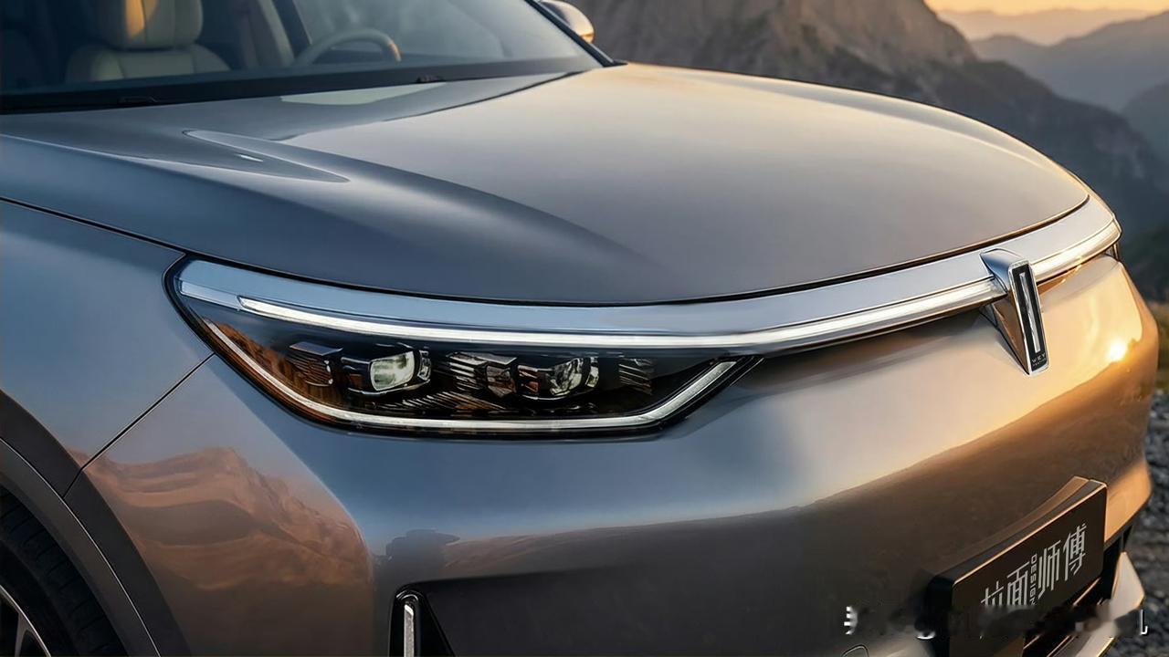 长城旗舰SUV琥爵的非官方图总算来了。车长5.2米的庞然大物，相对于坦克系列张