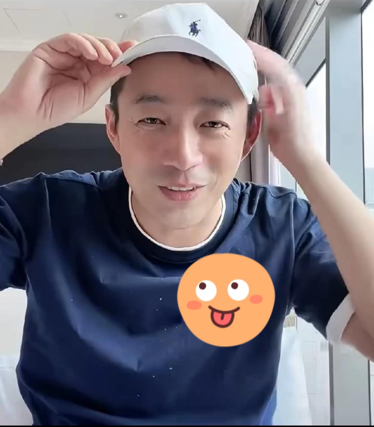 感觉汪小菲直播间的这一骂，麻六记可就垮了！汪小菲都还没玩明白直播，没有梗