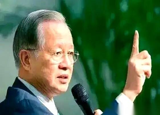 我跟你说，老天爷是这个世界上最好的会计，一笔账都不会算错。你今天占的每一分便宜