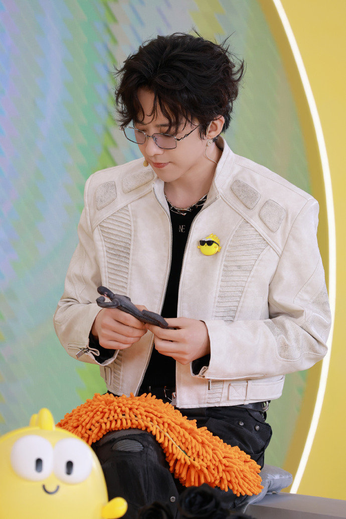 刘宇宁平凡的日子也有光一直有刘宇宁唱给每个认真生活的你刘宇宁平凡的日子也有