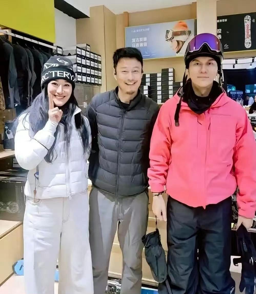 要提醒他吗？太有魅力了也不好！