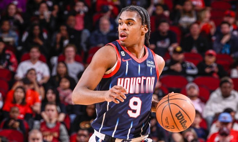 又一个23号加盟，季后赛杀气逼人呐！深圳队这赛季确实让人眼前一亮，别看外界喊