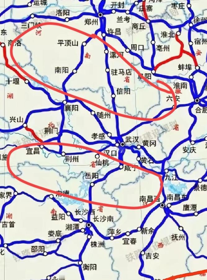 在中部地区高铁网络中，存在两大空白区域，一是河南南部的南阳信阳一带，二是湖南北部