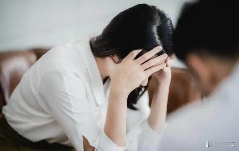 海南海口，男子与妻子结婚后，因妻子一直没有怀孕，为了妻子顺利怀孕，先后5次带妻子