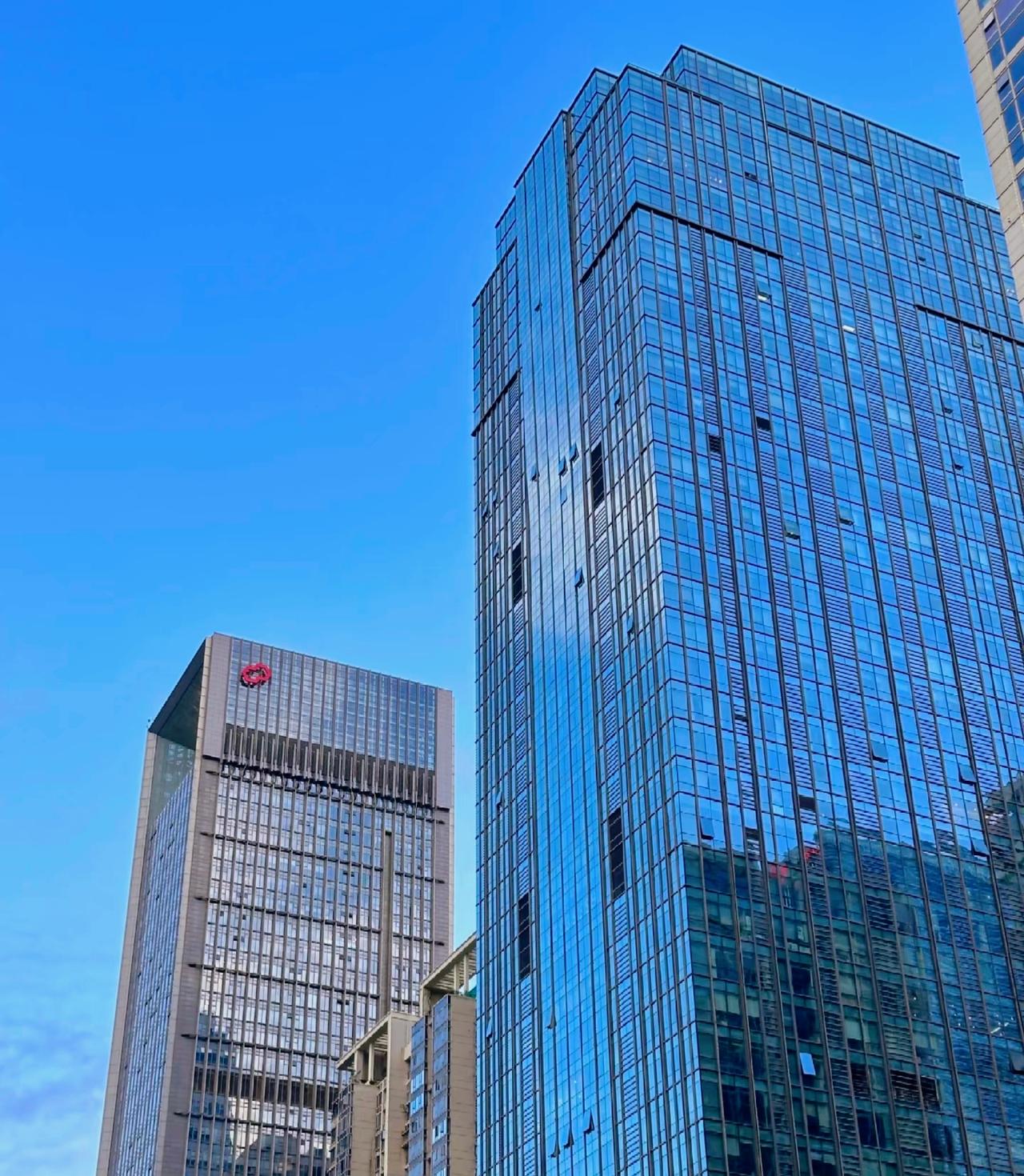 存二十万不是为了买更好的东西，而是为了赎身，买下未来的自由。存钱的最大意义是我