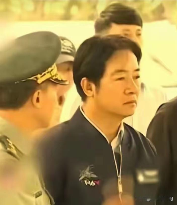 大陆对台军改称呼了。这一改，直接给台军定了性，看着真解气。以前我们叫台军台湾