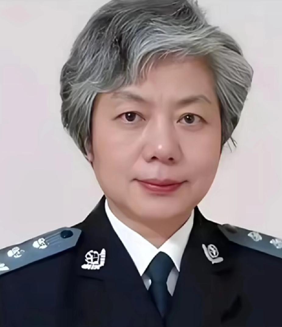 公安大学教授李玫瑾曾说：“你到监狱里看看那些恶性刑事犯罪分子，没有一个长得周正的