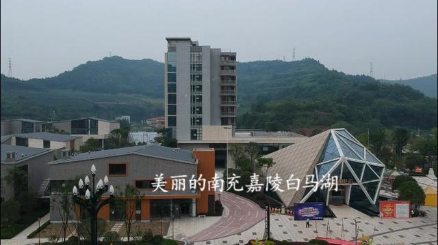 南充高中嘉陵校区2017才艺表演理综节目(物理