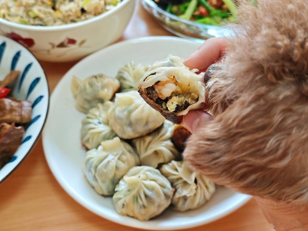 我爸妈休息日我都会去蹭饭，主要是他俩做饭太好吃了还总是学习新菜式，天天琢磨着怎么