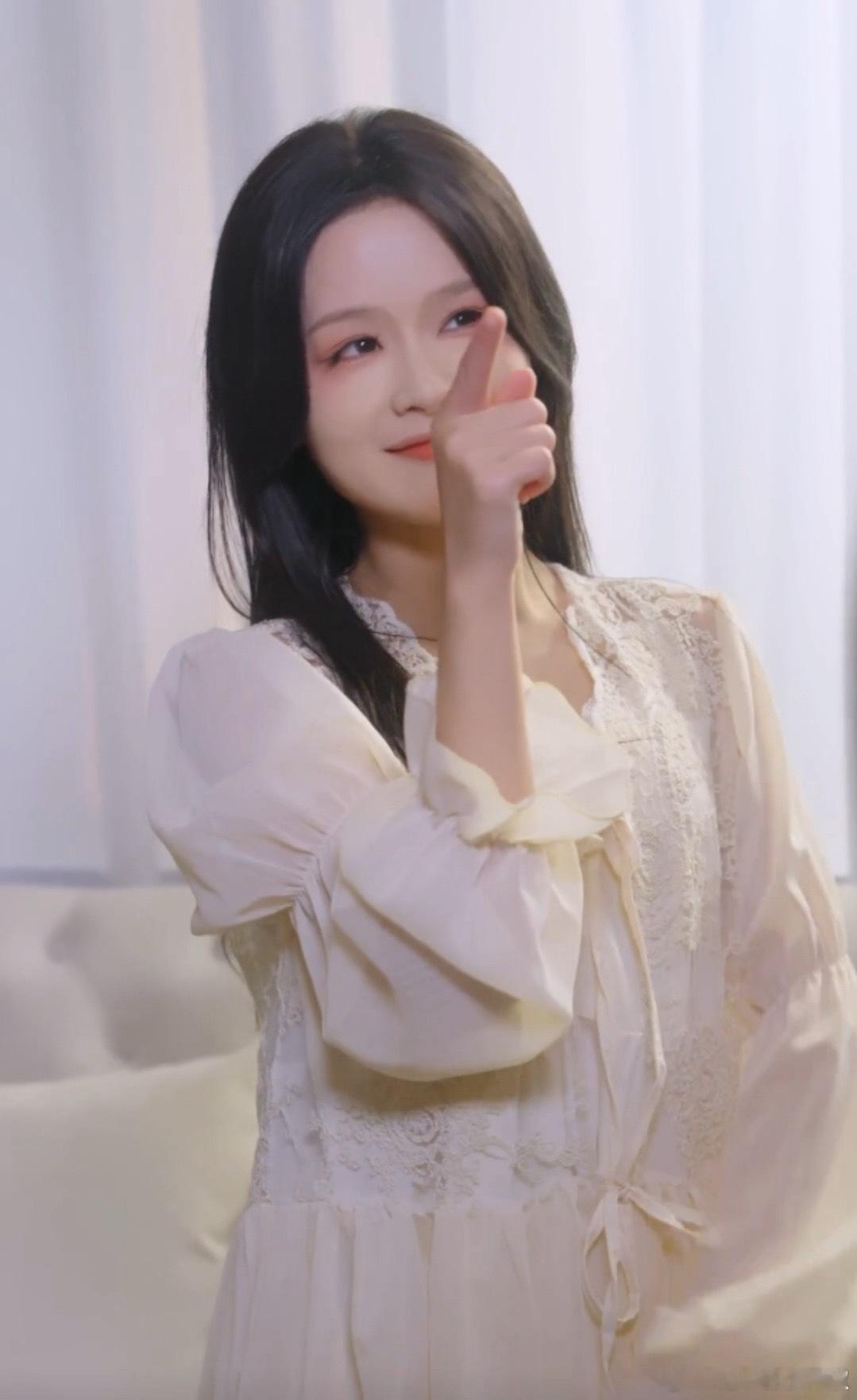 感觉乖乖女是她的巅峰了​​​