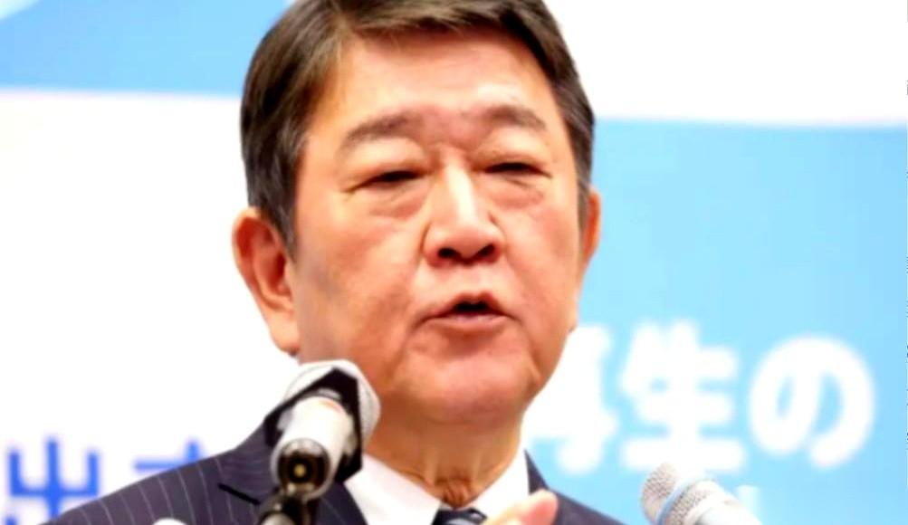 我跟你讲，最近听到最离谱的一句话，就是日本外务大臣对着全世界说：中国你别再打“历