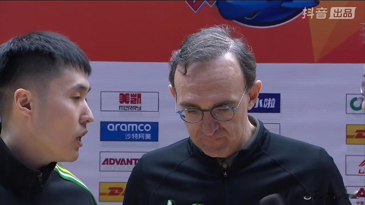 三军用命！辽宁大胜四川52分，7人得分上双，这不得不让人怀疑杨鸣是被球员做掉的，