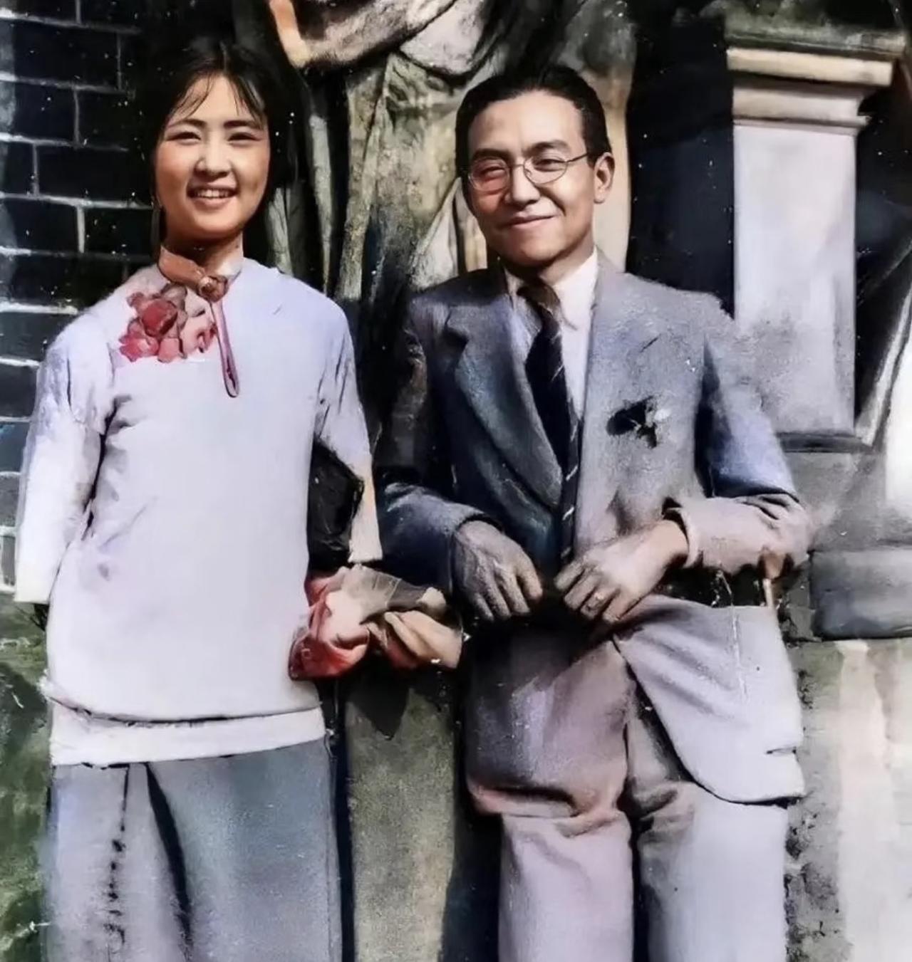 很多人说起林徽因，第一反应是“民国绯闻女主角”，实在是本末倒置的误会。这张修复彩