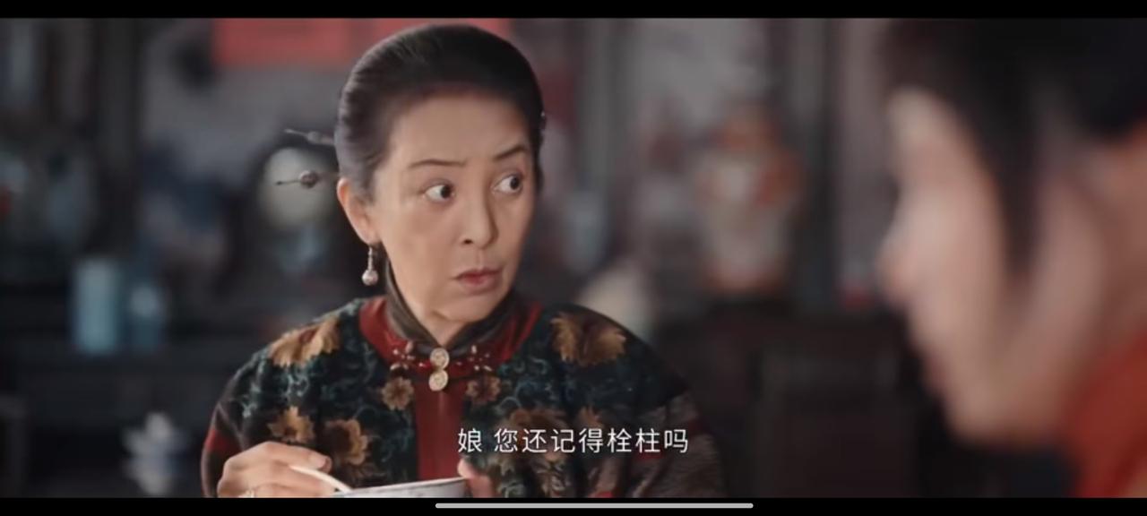 《灼灼韶华》中，为什么褚韶华能提前预知公公喜欢吃甜食、啪啪打脸挑事的婆婆？实