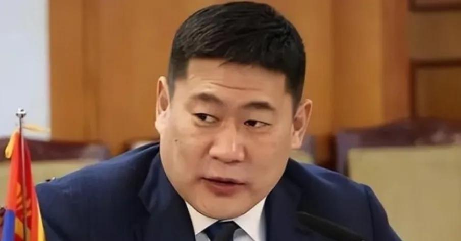 为什么外蒙古对中国人充满了敌意，几乎99%蒙古人反华，而剩下的1%特别反华。