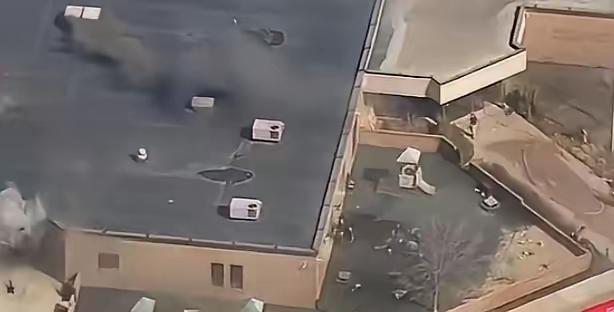 战火最终还是烧到美国本土了。美国当地时间3月12号，新华社纽约分社报道称，当天，