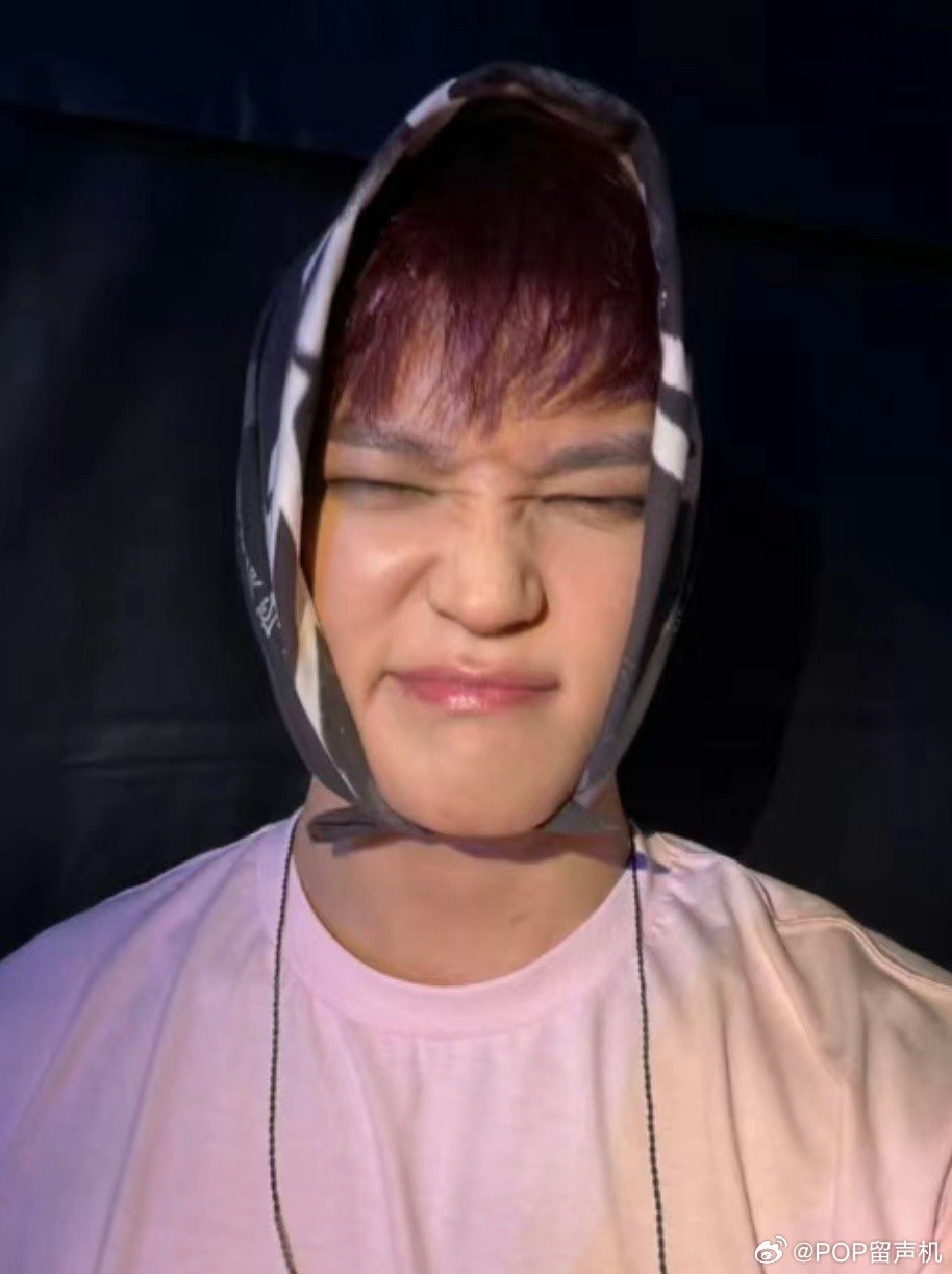 你会原谅一个爱自嬤的小女孩吗