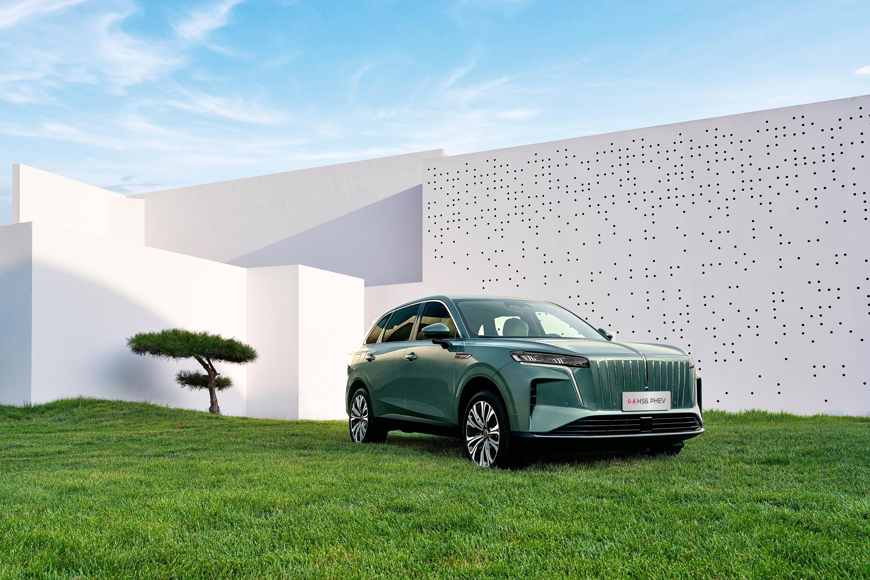 红旗今年的成绩单来了，全年卖了超过46万台，最亮眼的是新能源车，卖了快15万台，