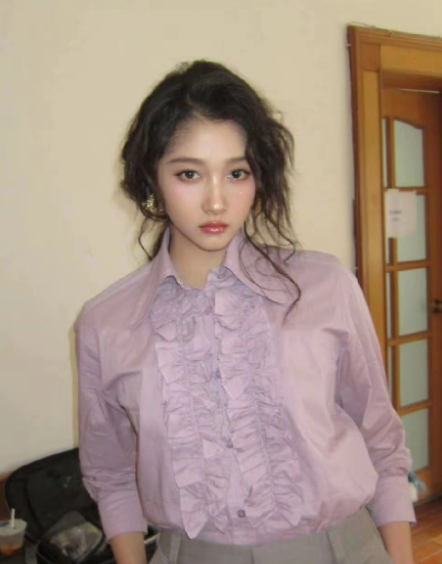 关晓彤，很鬼马很童颜很耐看很耐老。